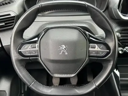 Photo 12 Peugeot 208  1.2 PureTech 75ch S&S Active