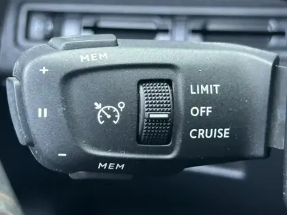 Photo 14 Peugeot 5008  1.2 PureTech 130ch S&S Active Pack