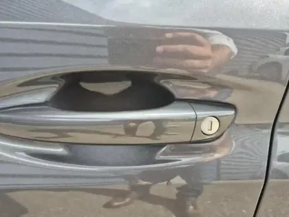 Photo 9 Peugeot 208  1.2 PureTech 100ch S&S Allure EAT8