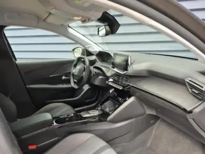 Photo 14 Peugeot 208  1.2 PureTech 100ch S&S Allure EAT8