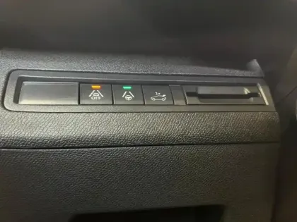 Photo 30 Peugeot 3008  1.2 PureTech 130ch S&S GT Pack EAT8