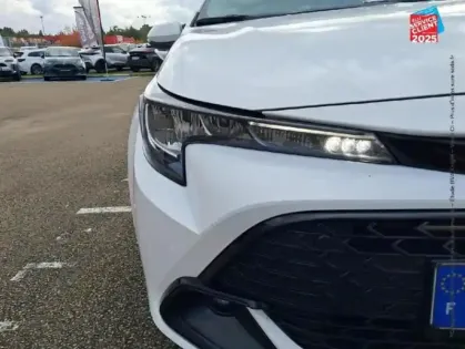 Photo 12 Toyota Corolla  1.8 140ch Dynamic MY24