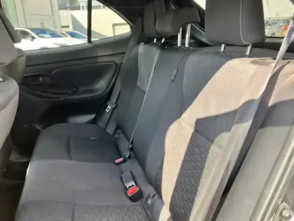 Photo 12 Toyota Yaris Gén. I Ph1 Design 5