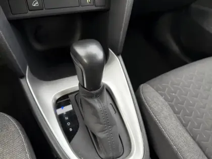 Photo 22 Toyota Yaris Hybride 1.5 HYBRID 116H DESIGN AWD AUTO