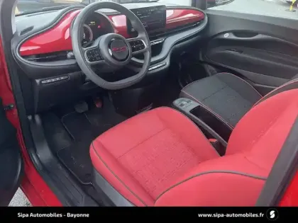 Photo 31 Fiat 500  e 95 ch