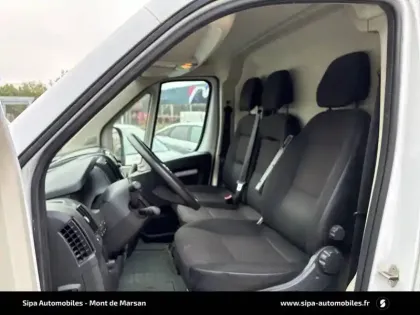 Photo 70 Citroën Jumper  TOLE 33 L2H2 BLUEHDi 140 S&S BVM6