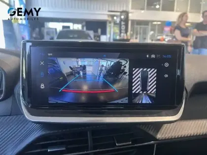 Photo 11 Peugeot 208  Hybrid 110 e-DCS6