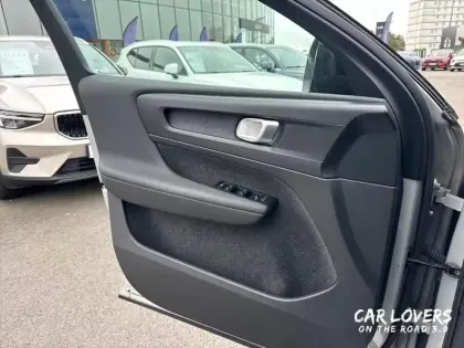 Photo 22 Volvo C40  Recharge 231 ch 1EDT