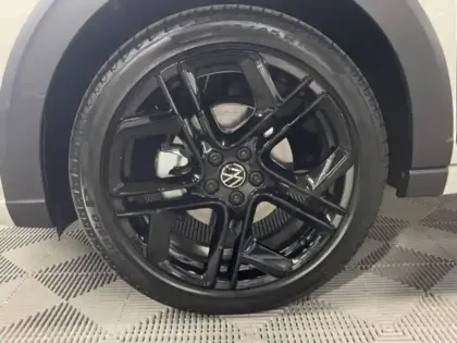 Photo 5 Volkswagen Taigo  1.5 TSI 150 DSG7