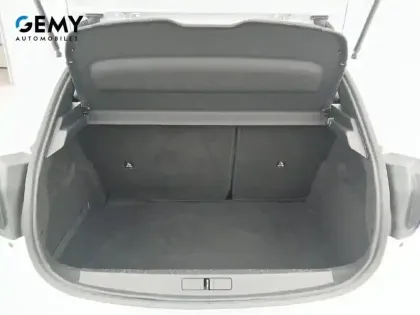 Photo 49 Peugeot 208  PureTech 75 S&S BVM5