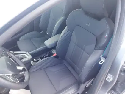 Photo 8 Renault Clio  E-Tech full hybrid 145 ch GSR2