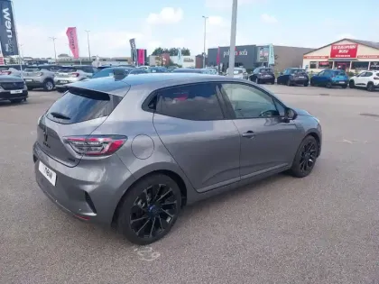 Photo 4 Renault Clio  E-Tech full hybrid 145 ch GSR2