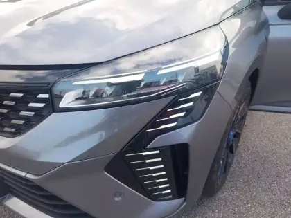 Photo 18 Renault Clio  E-Tech full hybrid 145 ch GSR2