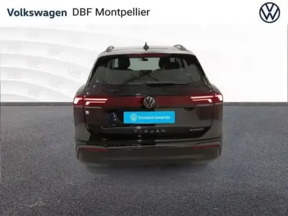 Photo 13 Volkswagen Tiguan 1.5 eHybrid 204ch DSG6 Life Plus