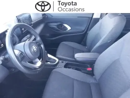 Photo 13 Toyota Yaris  Cross 116h Dynamic MY22