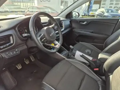 Photo 13 Kia Stonic  1.0 T-GDi 100ch GT Line