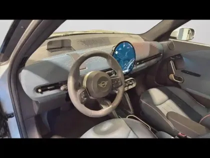 Photo 8 Mini Aceman Gén. I (J05) Ph1 Favoured 5