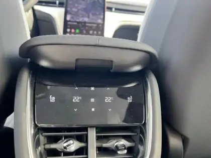 Photo 12 Volvo Ex90  Twin Performance 517ch Ultra 7 places