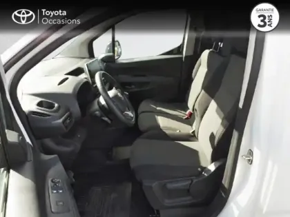 Photo 10 Toyota Proace  CITY Medium 110 VVT-i Dynamic RC23