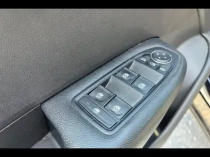 Photo 7 Renault Arkana  1.3 TCe 140ch mild hybrid Evolution EDC -23