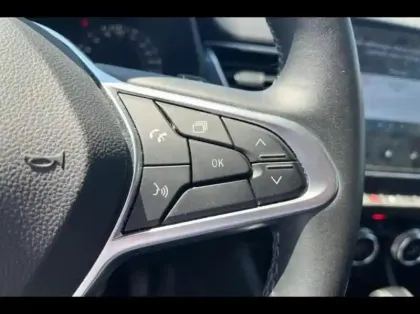 Photo 10 Renault Arkana  1.3 TCe 140ch mild hybrid Evolution EDC -23