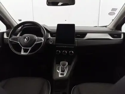 Photo 12 Renault Captur  1.6 E-Tech Plug-in 160ch Intens