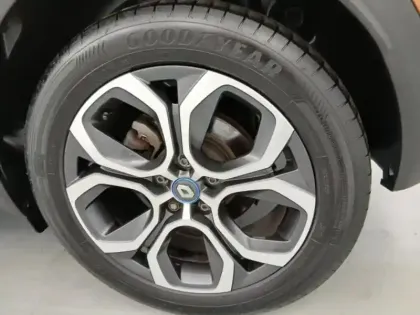 Photo 9 Renault Captur  1.6 E-Tech hybride rechargeable 160ch Intens -21