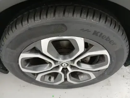 Photo 9 Renault Captur  1.3 TCe 140ch Intens