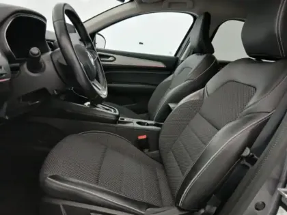 Photo 6 Renault Arkana  1.6 E-Tech 145ch Intens -21B