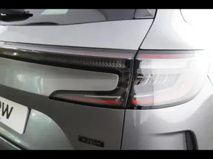 Photo 12 Renault Espace  1.2 E-Tech full hybrid 200ch Iconic 7 places - 24