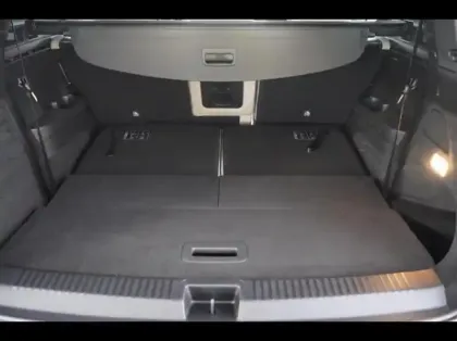 Photo 9 Renault Espace  1.2 E-Tech full hybrid 200ch Iconic 7 places - 24