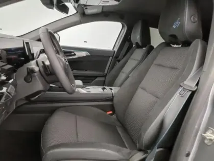 Photo 13 Renault Austral  1.2 E-Tech full hybrid 200ch Iconic esprit Alpine- 24