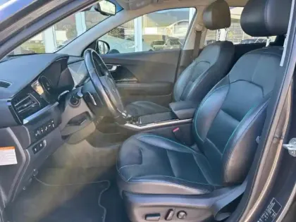 Photo 10 Kia Niro e- e-Premium 204ch