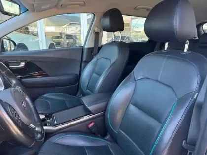 Photo 11 Kia Niro e- e-Premium 204ch