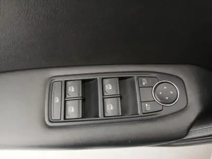 Photo 12 Renault Captur  1.0 TCe 100ch Business GPL -21