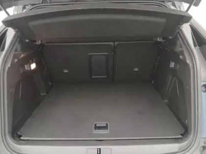 Photo 8 Peugeot 3008  HYBRID 225ch Roadtrip e-EAT8