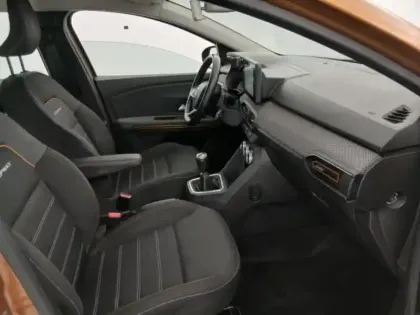 Photo 6 Dacia Sandero  1.0 TCe 90ch Stepway Confort