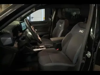 Photo 1 Dacia Duster  1.6 hybrid 140ch Journey