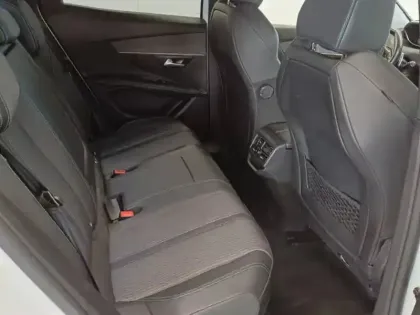 Photo 10 Peugeot 3008  HYBRID4 300ch Allure Pack e-EAT8