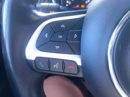 Photo 11 Jeep Compass  1.4 MultiAir II 140ch Brooklyn Edition 4x2 Euro6d-Temp