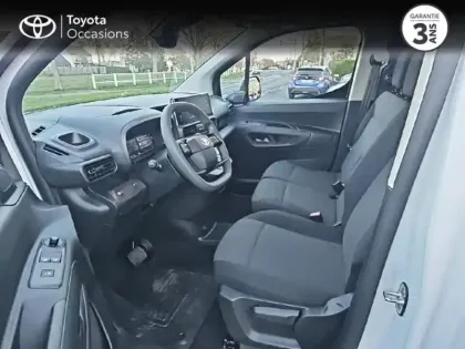 Photo 11 Toyota Proace  CITY Medium Electric 136ch 50 kWh Start MC24