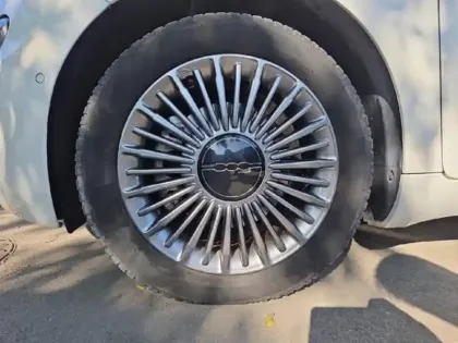 Photo 7 Fiat 500  e 118ch Pack Confort & Style MY23