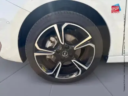 Photo 24 Opel Corsa Gén. VI Ph2 GS 5