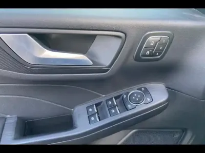 Photo 14 Ford Kuga  2.5 Duratec 243ch Hybride Rechargeable ST-Line X Powershift