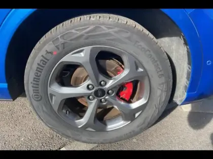 Photo 12 Ford Kuga  2.5 Duratec 243ch Hybride Rechargeable ST-Line X Powershift