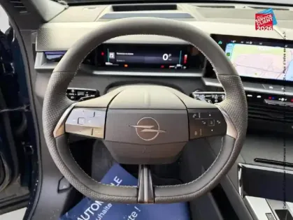 Photo 11 Opel Grandland  1.2 Turbo Hybrid 145ch GS e-DCT6