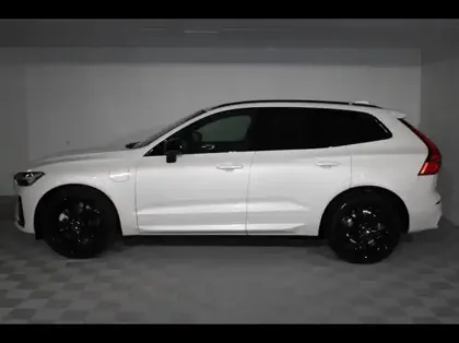 Photo 15 Volvo Xc60  T6 Hybride Rechargeable 253 + 145ch Black Edition Geartronic 8 AWD