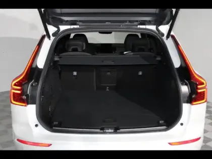 Photo 18 Volvo Xc60  T6 Hybride Rechargeable 253 + 145ch Black Edition Geartronic 8 AWD