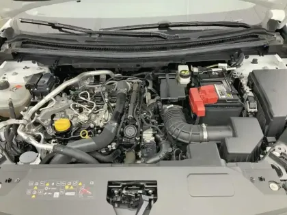 Photo 6 Renault Austral  E-Tech hybrid 200 Techno