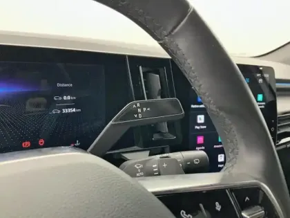 Photo 23 Renault Austral  E-Tech hybrid 200 Techno